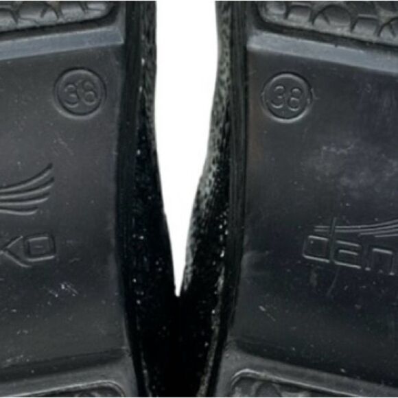 Dansko Pro XP Black Silver Medallion Embossed Patent Clog Sz US 7.5 8 EU 38 - Picture 4 of 17